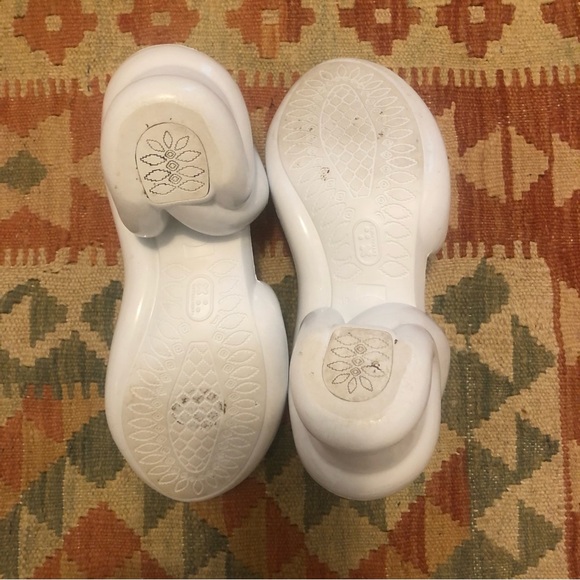 WHITE KOBARAH CAMPER (SOLD OUT) - Picture 4 of 4